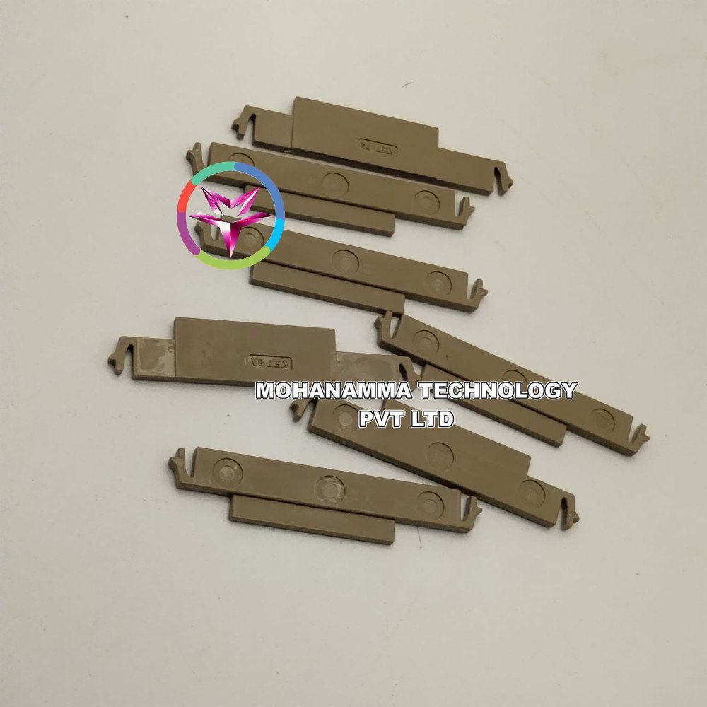Mg631337-7-ket connector-cream colour