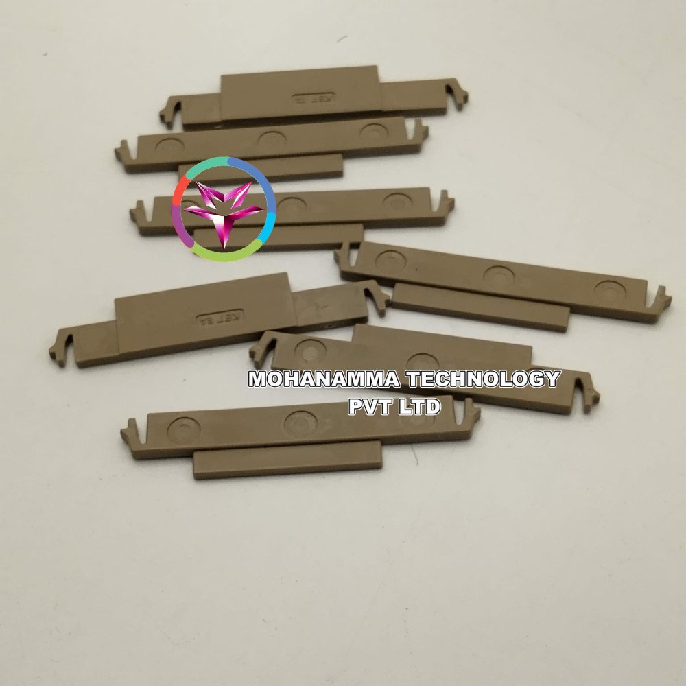 Mg631337-7-ket connector-cream colour