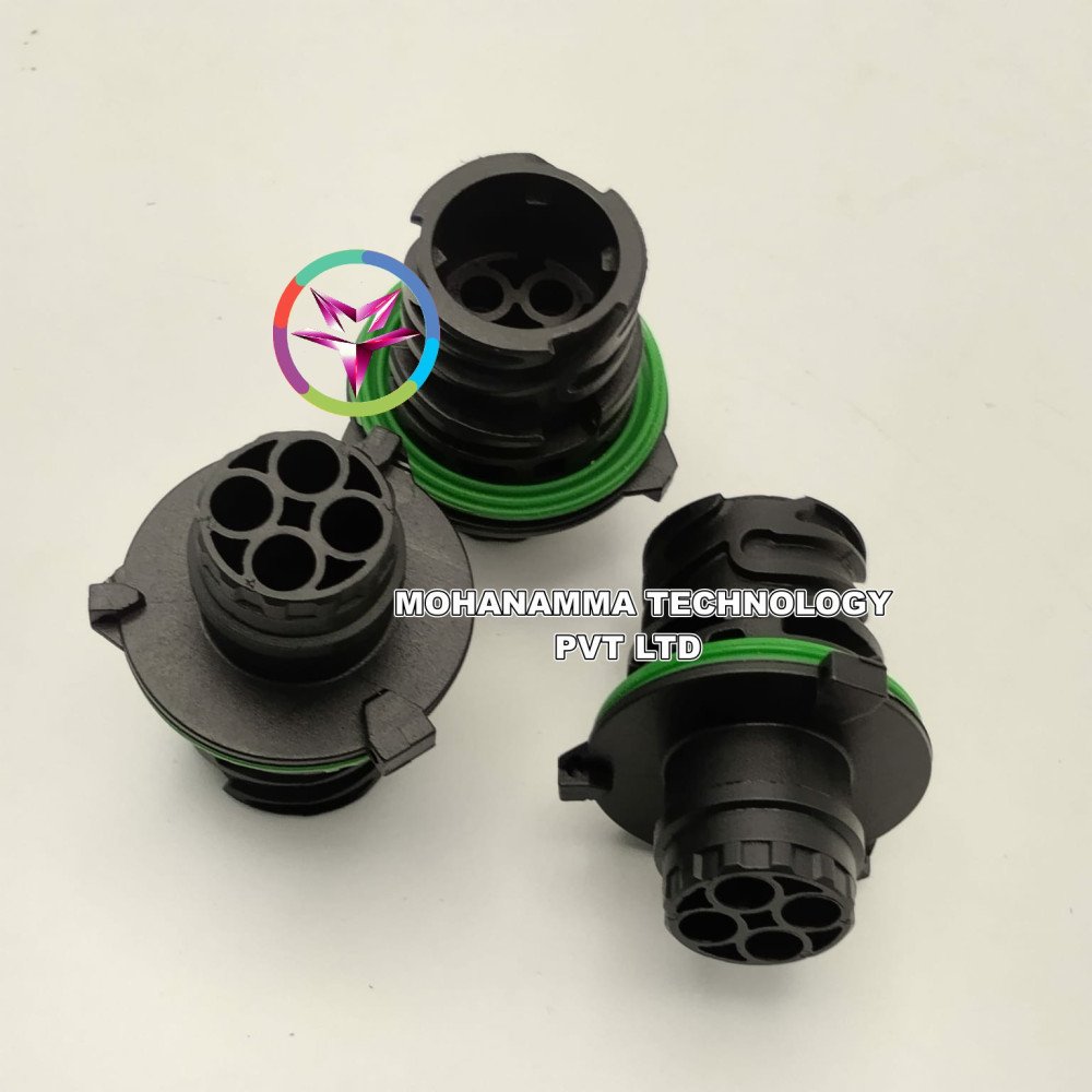 TE Connectivity / AMP 1-967402-1