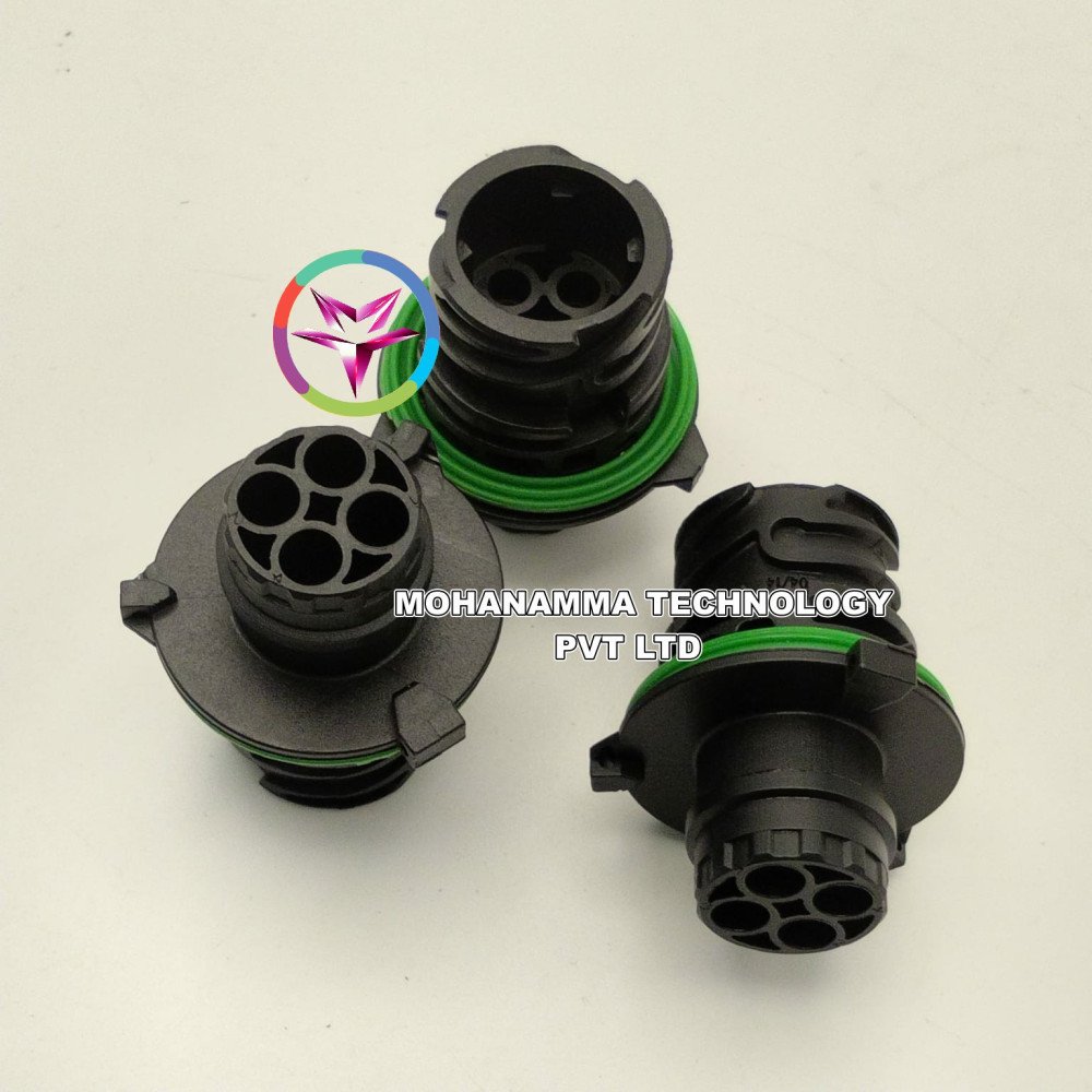 TE Connectivity / AMP 1-967402-1
