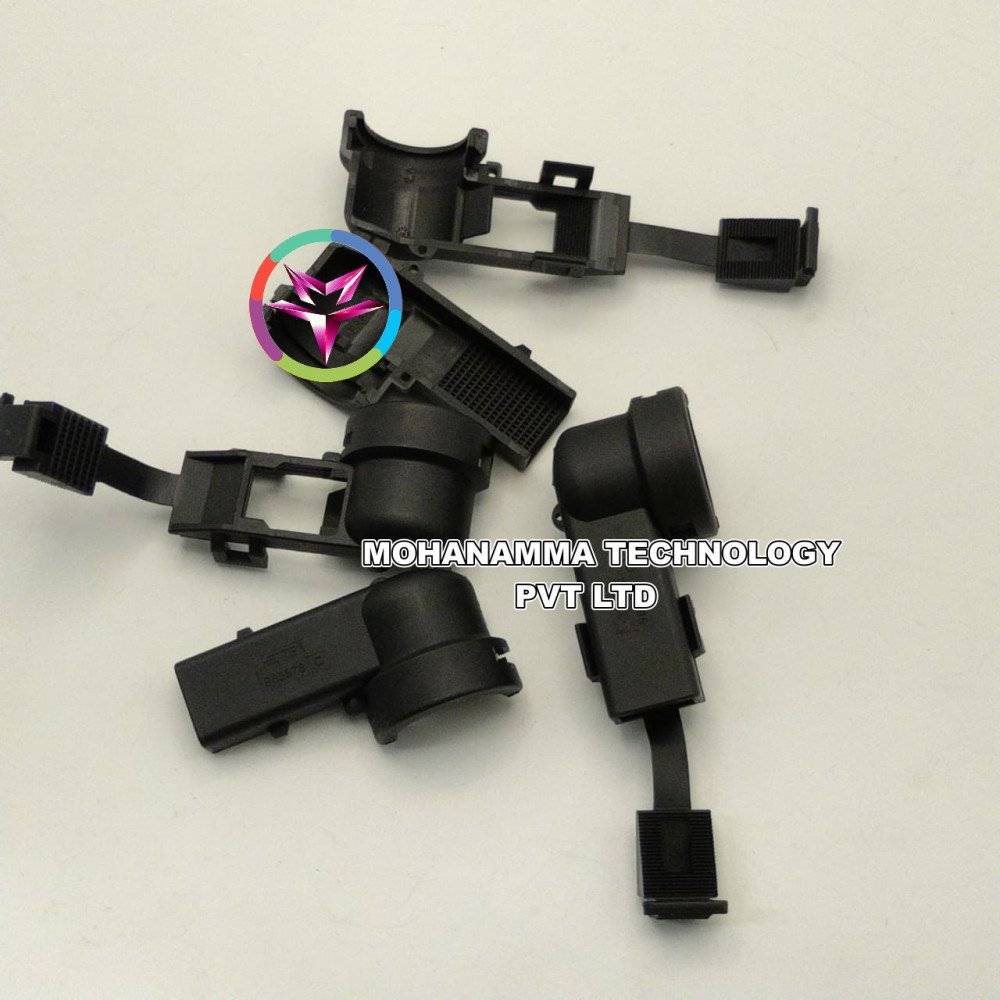 TE Connectivity / AMP 965576-1