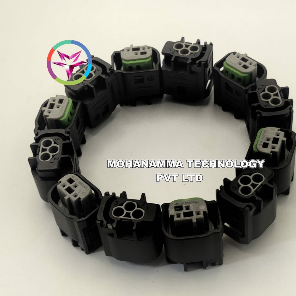 TE Connectivity / AMP 1-967642-1