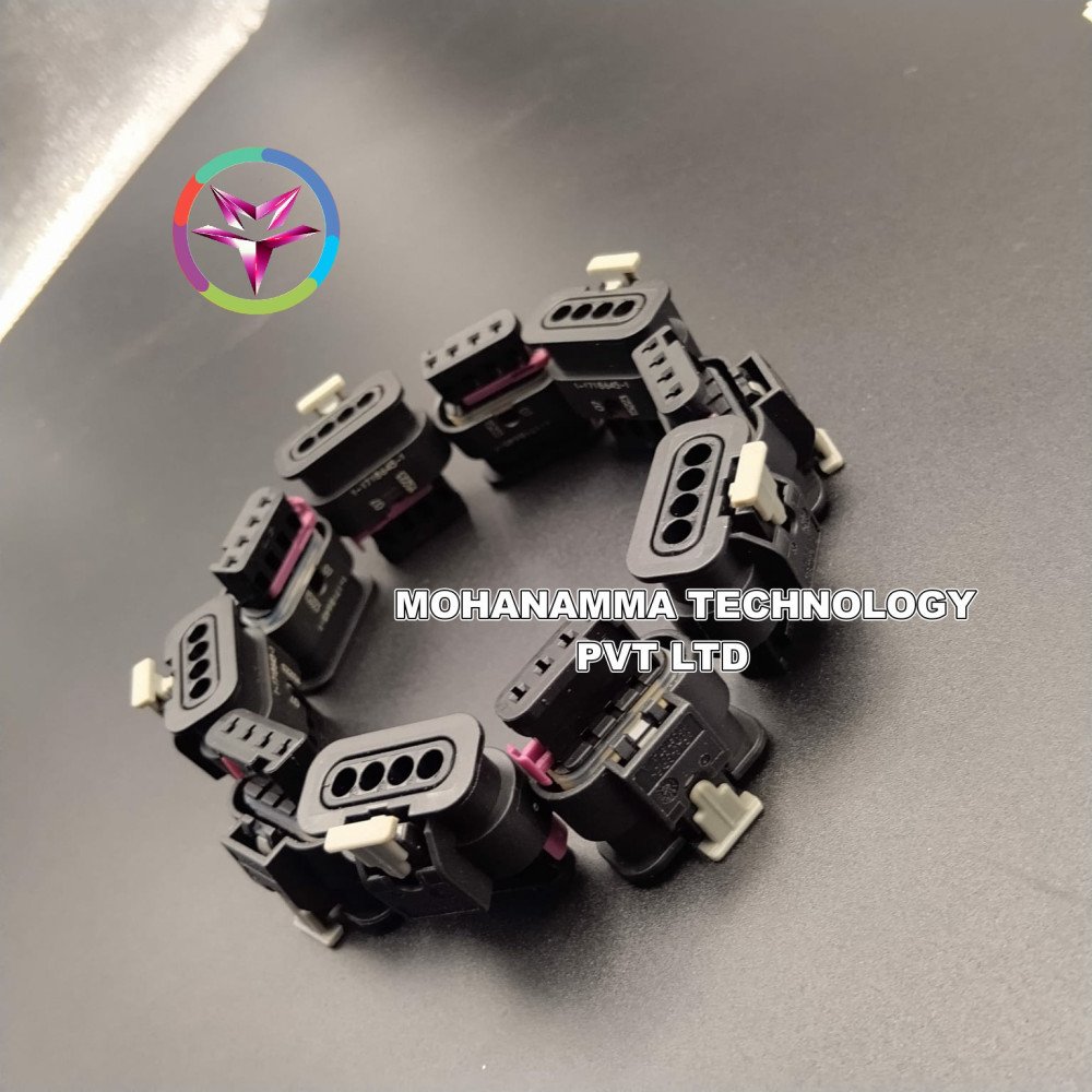 TE Connectivity / AMP 1-1718645-1