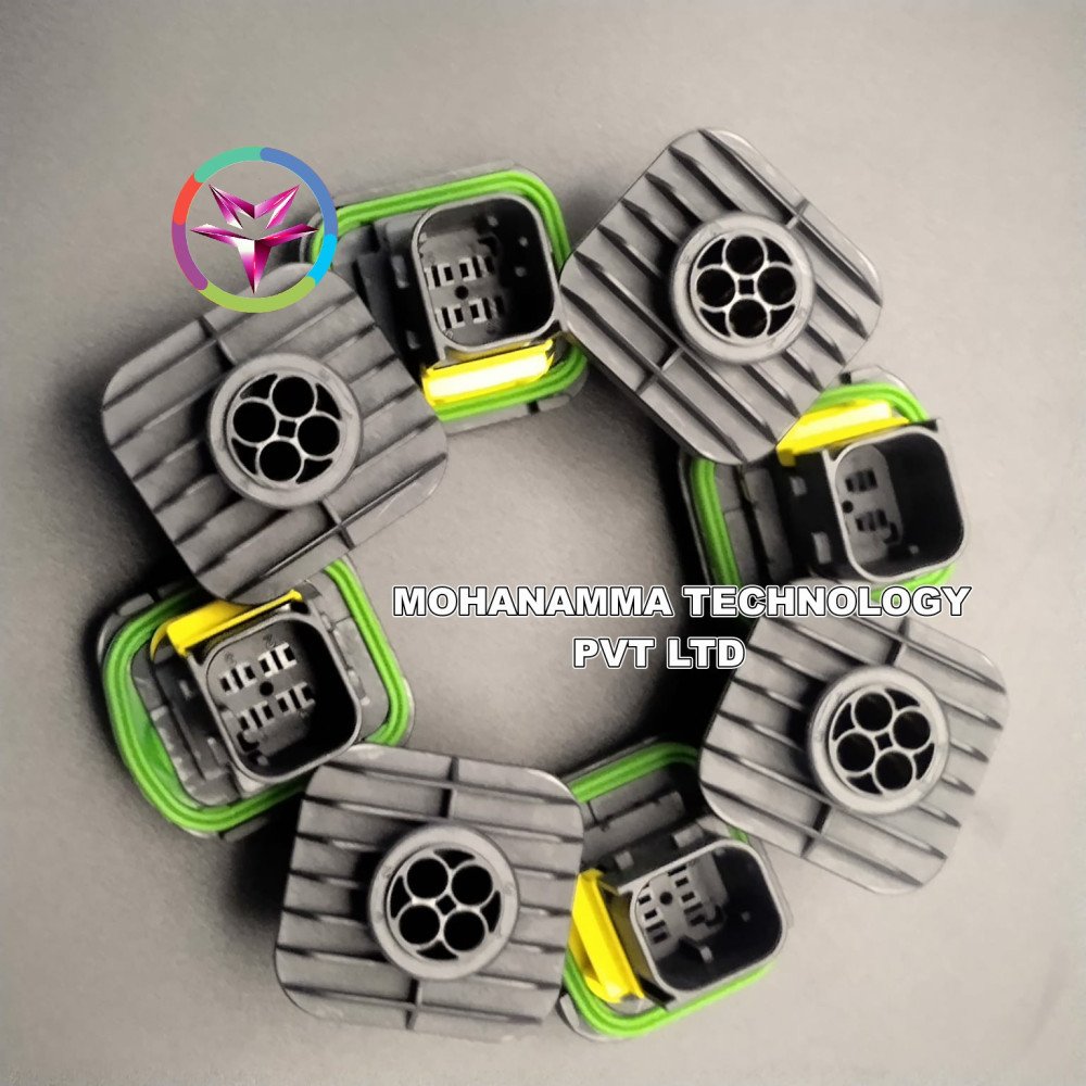 TE Connectivity 1-1703808-1