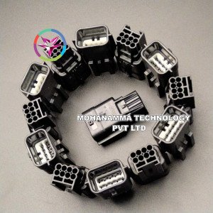 Yazaki 7282-8855-30 Male Connector