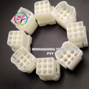 TE Connectivity / AMP 1-480673-0