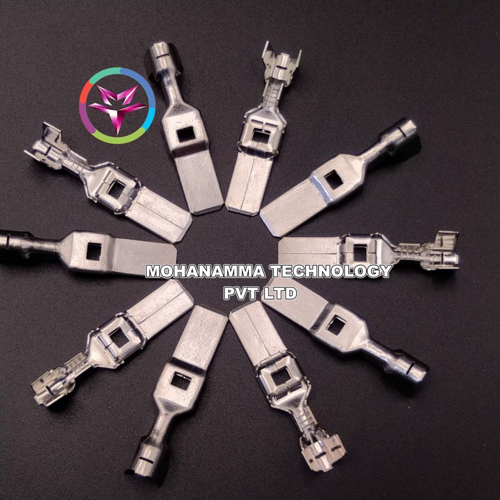 TE Connectivity / AMP 1544332-1