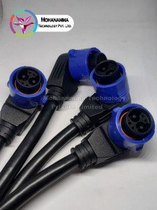 2+4 new model male connector withwire