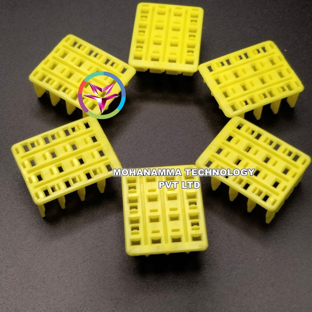 TE Connectivity / AMP 368049-1