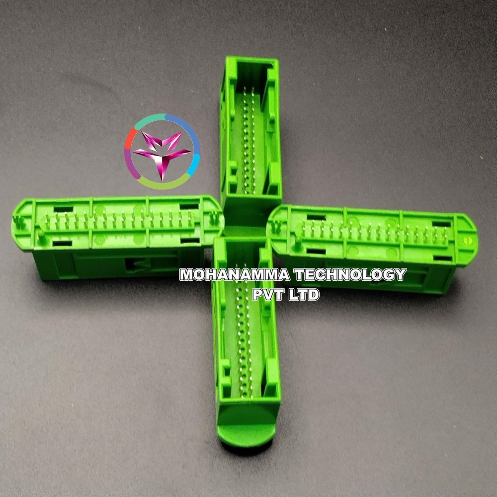 TE Connectivity / AMP 2137614-1