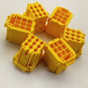 TE Connectivity / AMP 8-968971-1