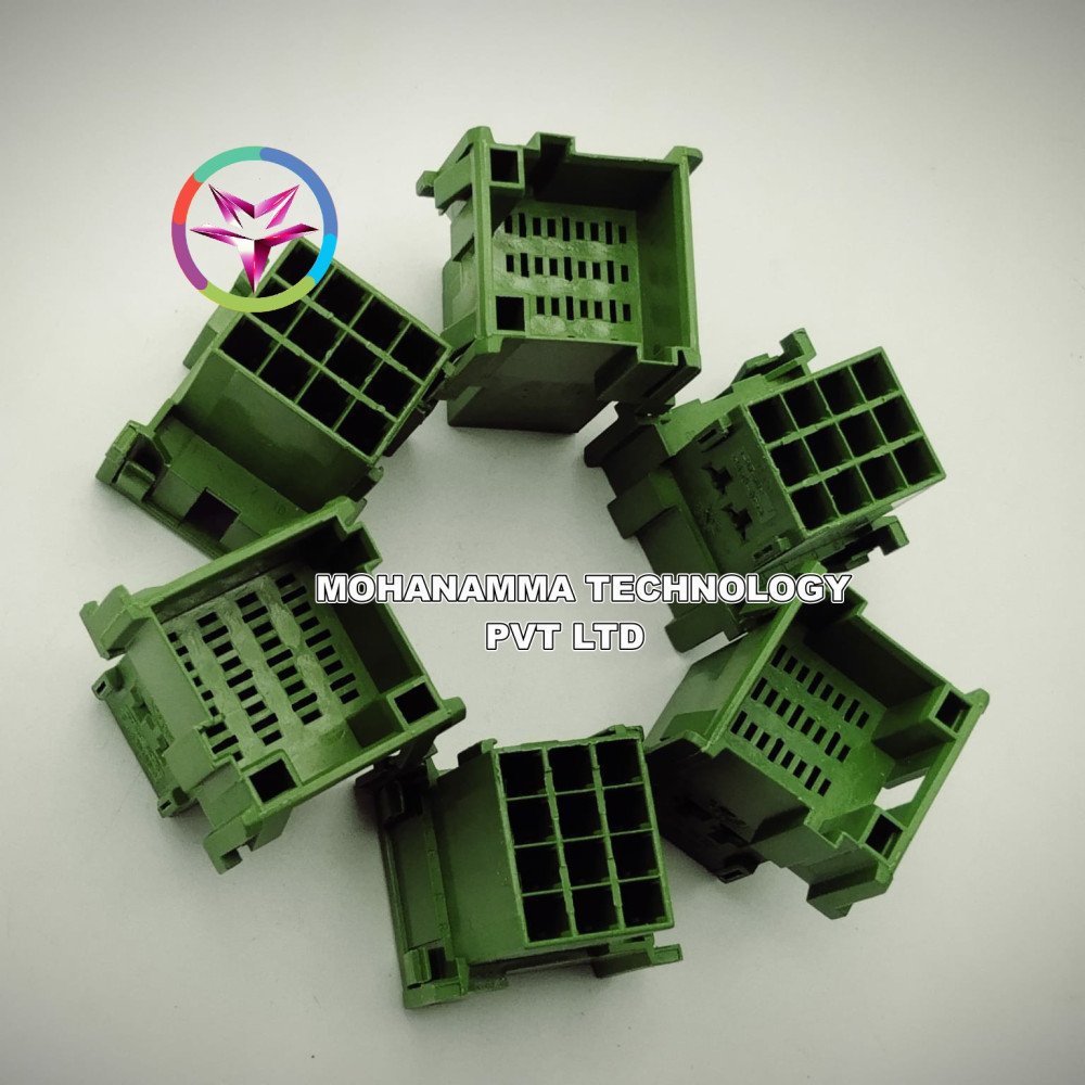 TE Connectivity / AMP 1-967627-1
