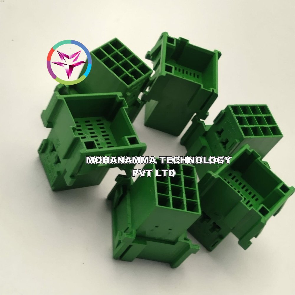 TE Connectivity / AMP 1-967627-1