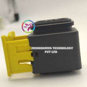 TE Connectivity 1-1418480-1