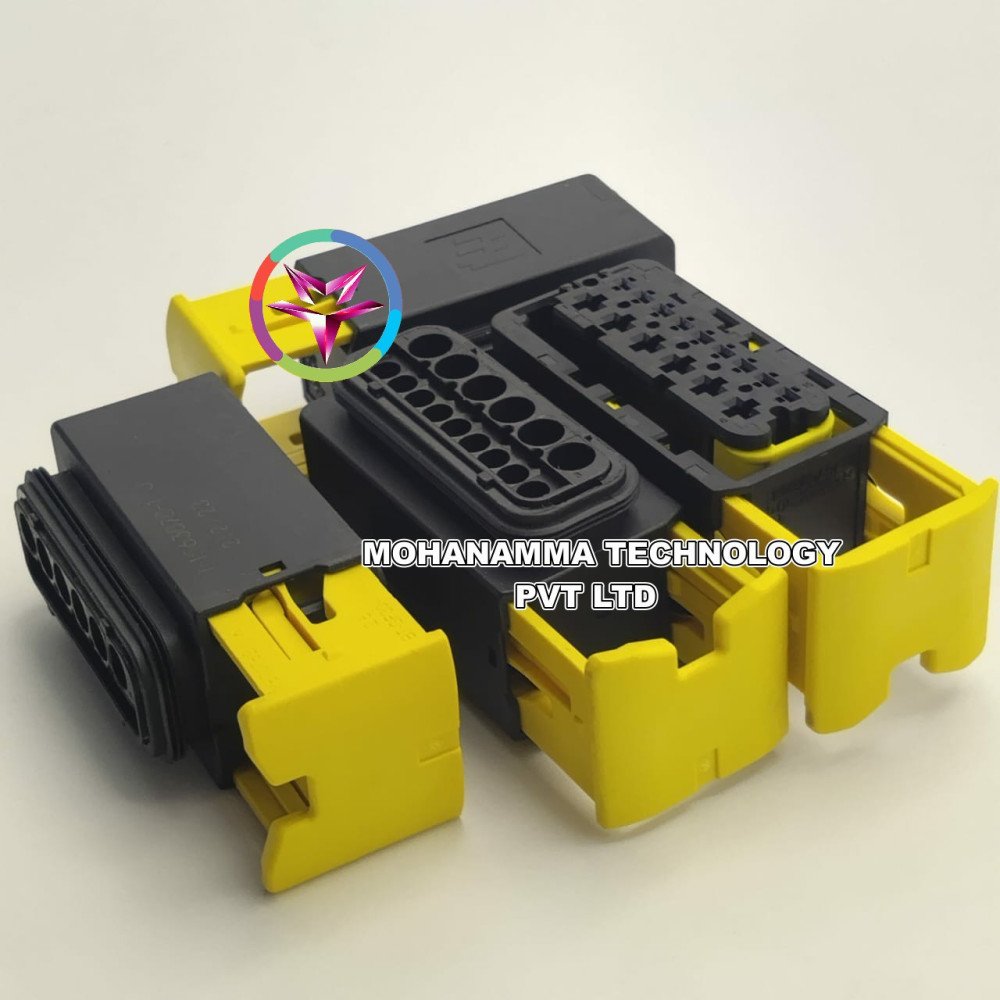 TE Connectivity / AMP 1-1563878-1